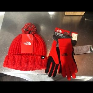 North face hat and gloves